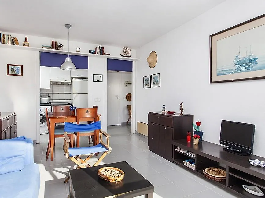 Apt. By The Sea By Hello Apartments Σίτζες